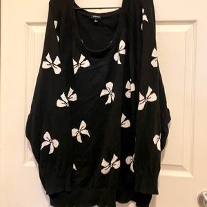 Cute bow sweater